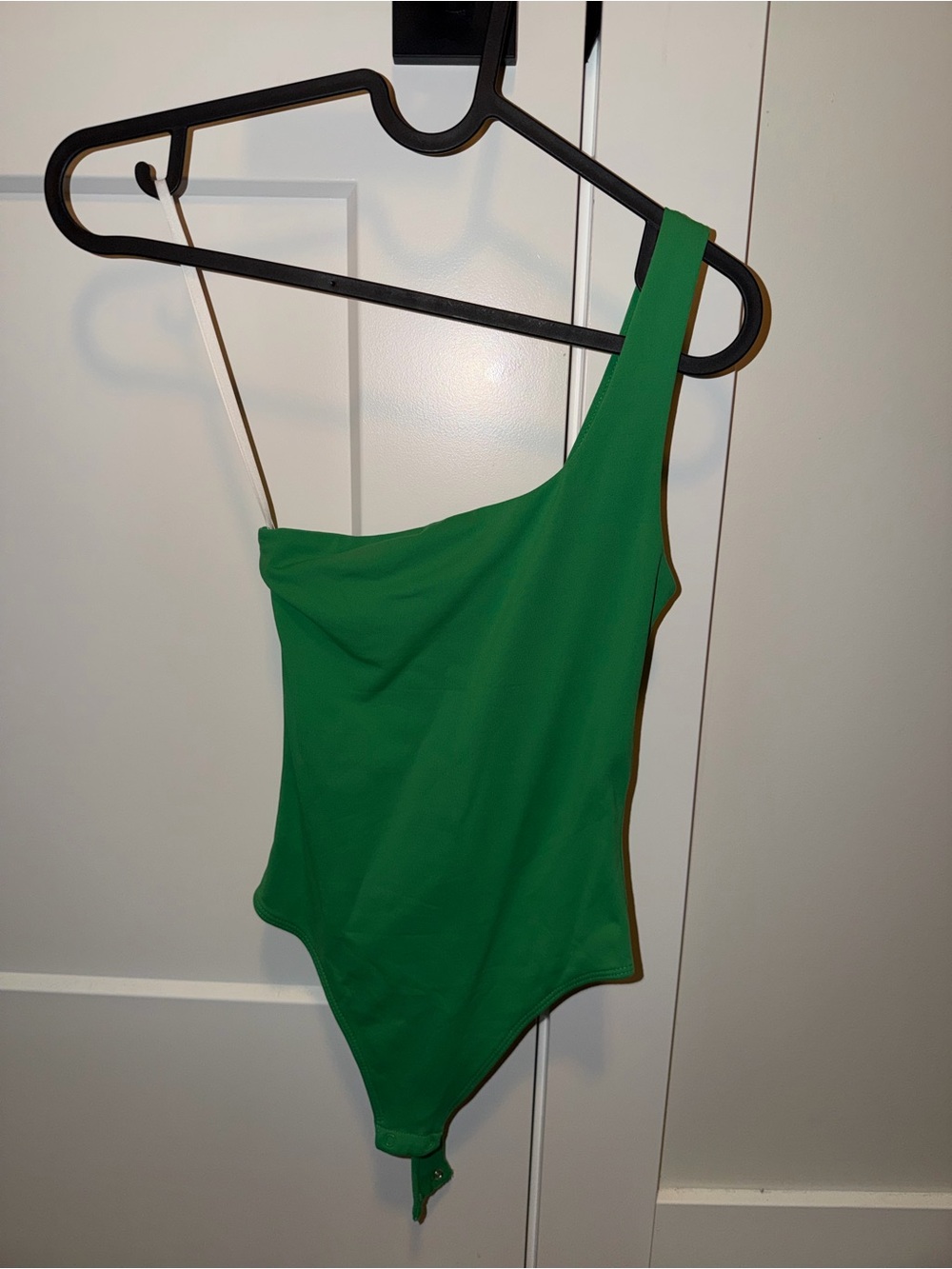 Babaton Green One-Shoulder Bodysuit